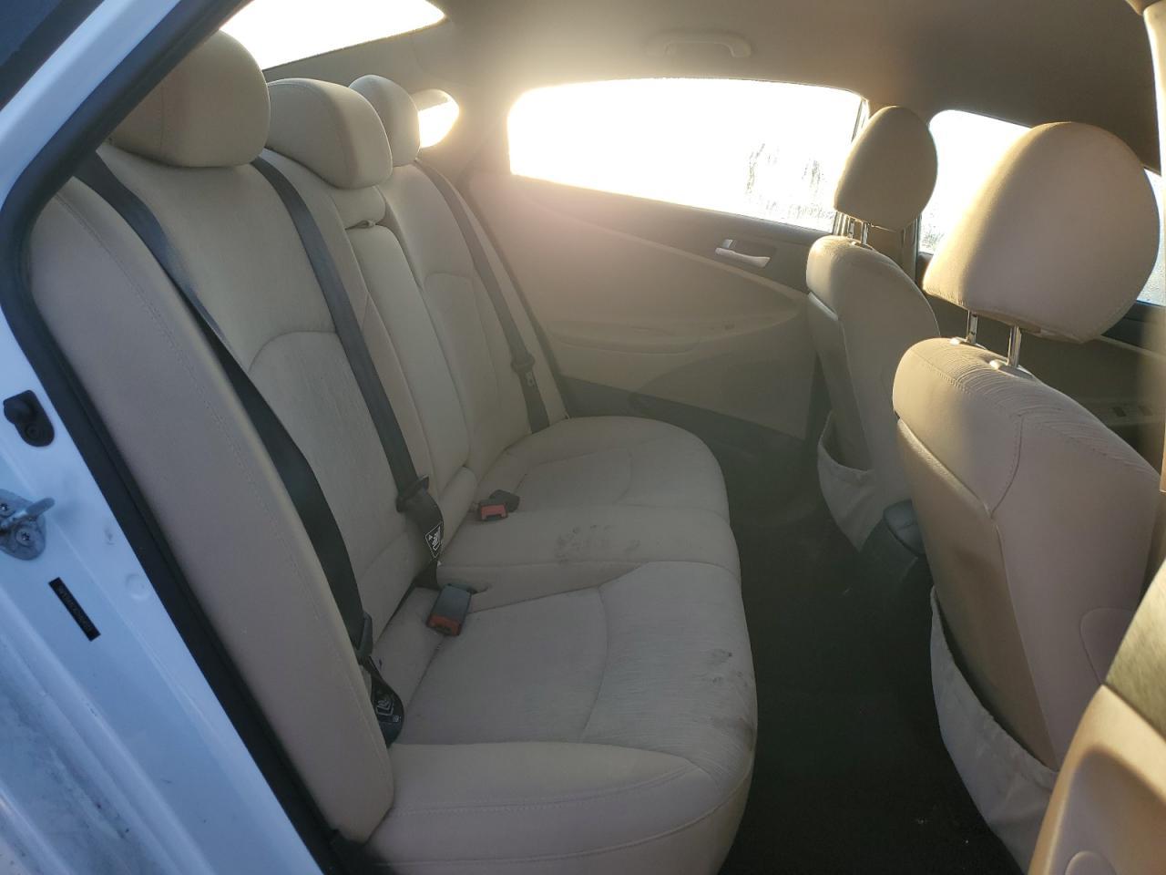 2012 HYUNDAI SONATA