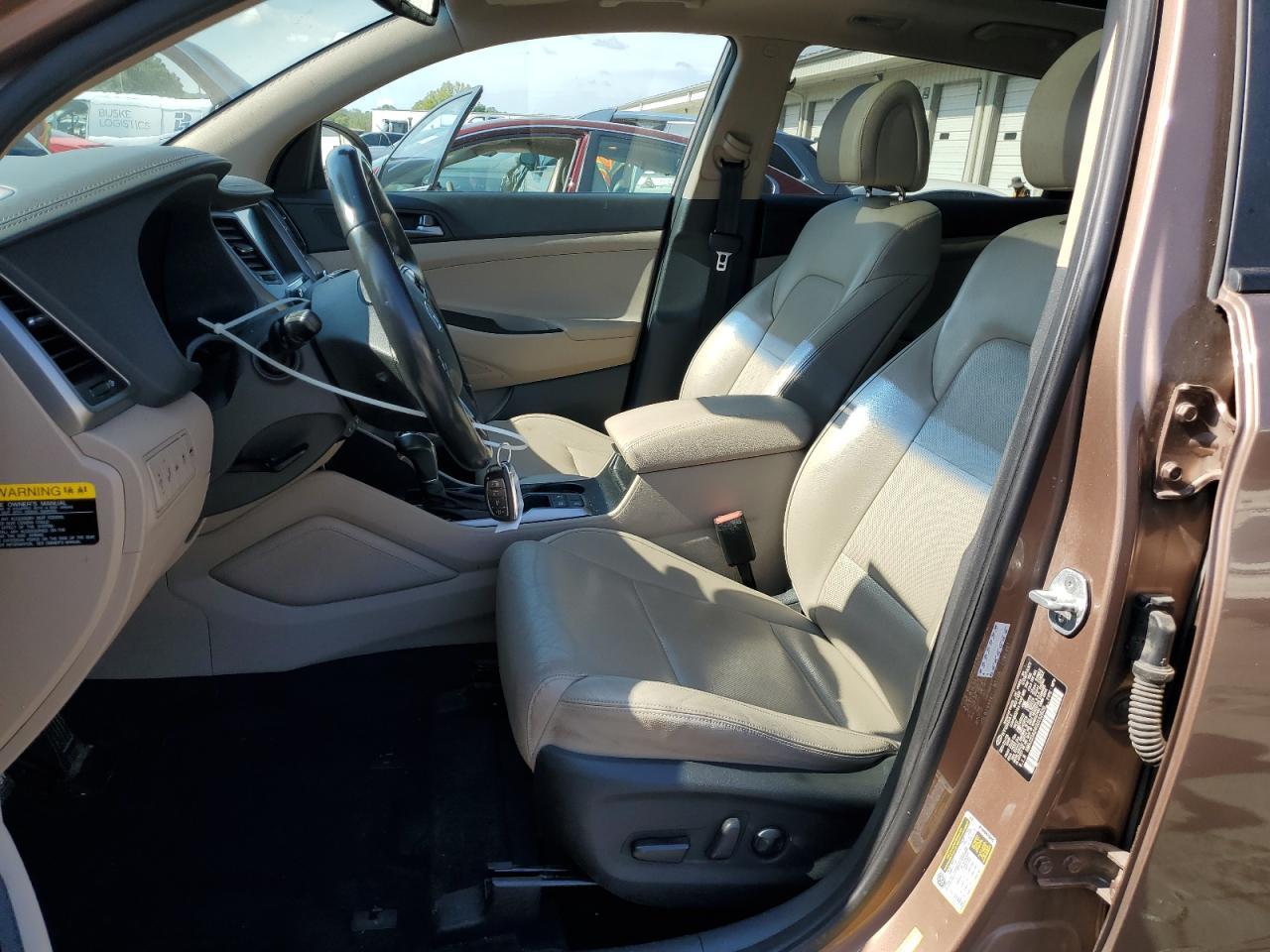 2016 HYUNDAI TUCSON