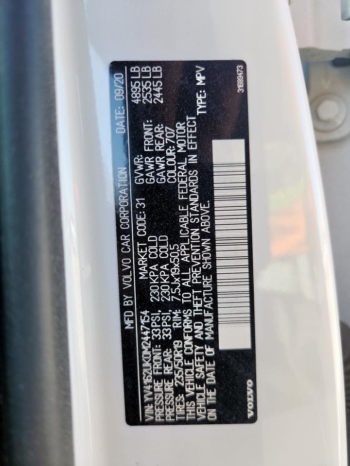 2021 VOLVO XC40