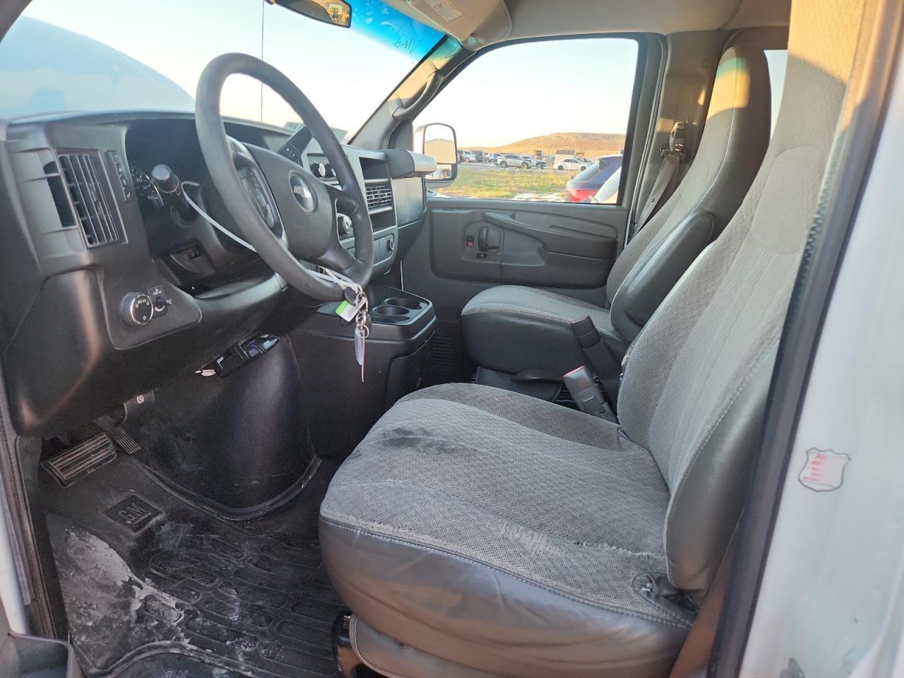 2013 CHEVROLET Express 3500
