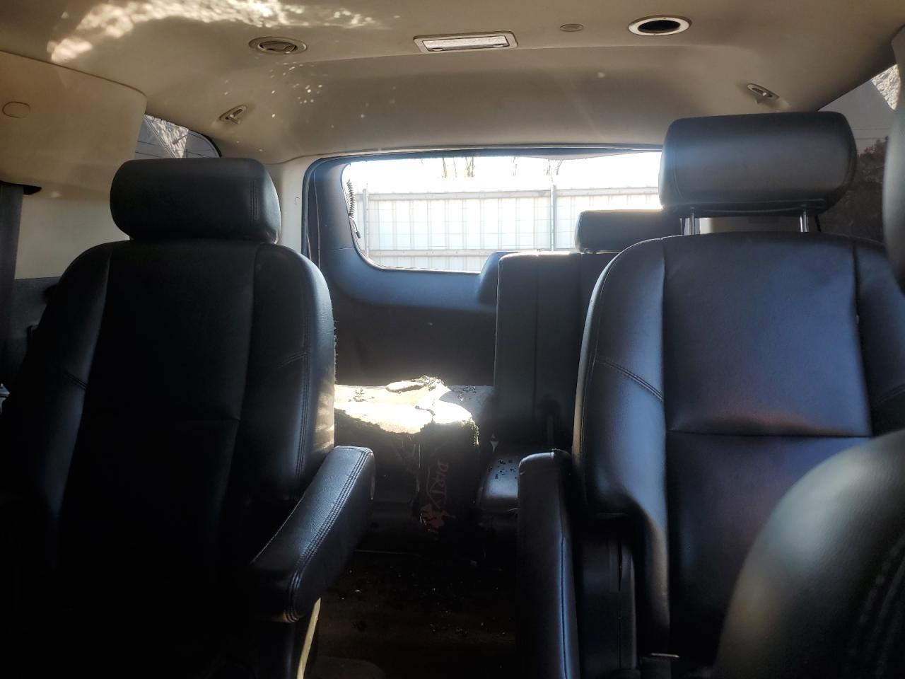 2010 CHEVROLET Tahoe