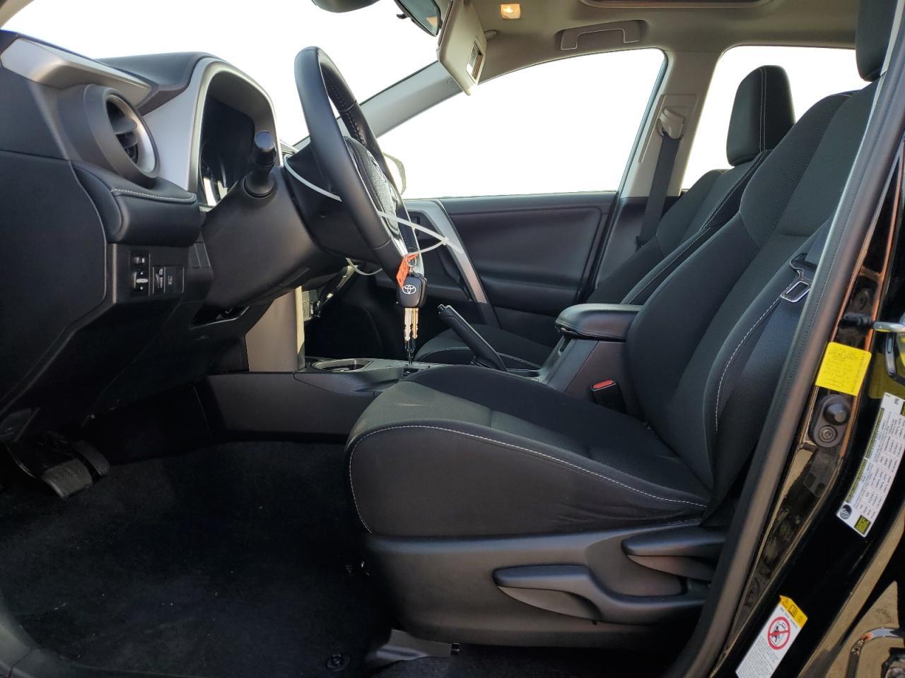 2017 TOYOTA RAV4