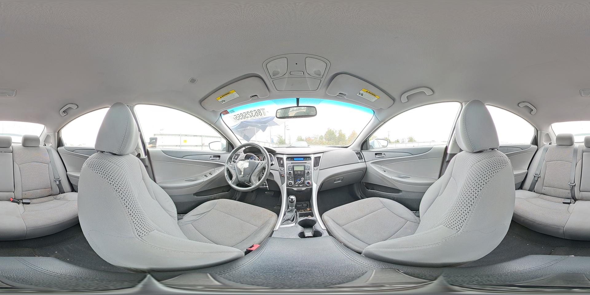 2011 HYUNDAI SONATA