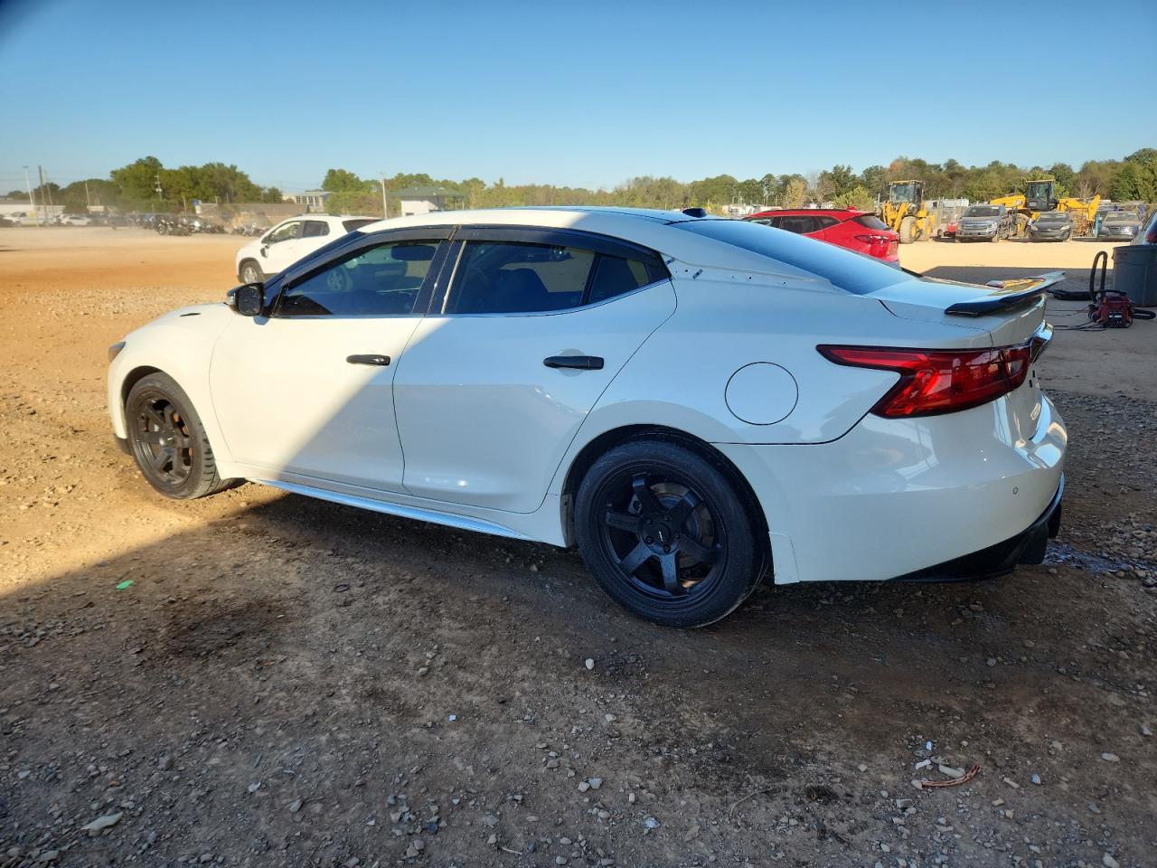 2017 NISSAN Maxima
