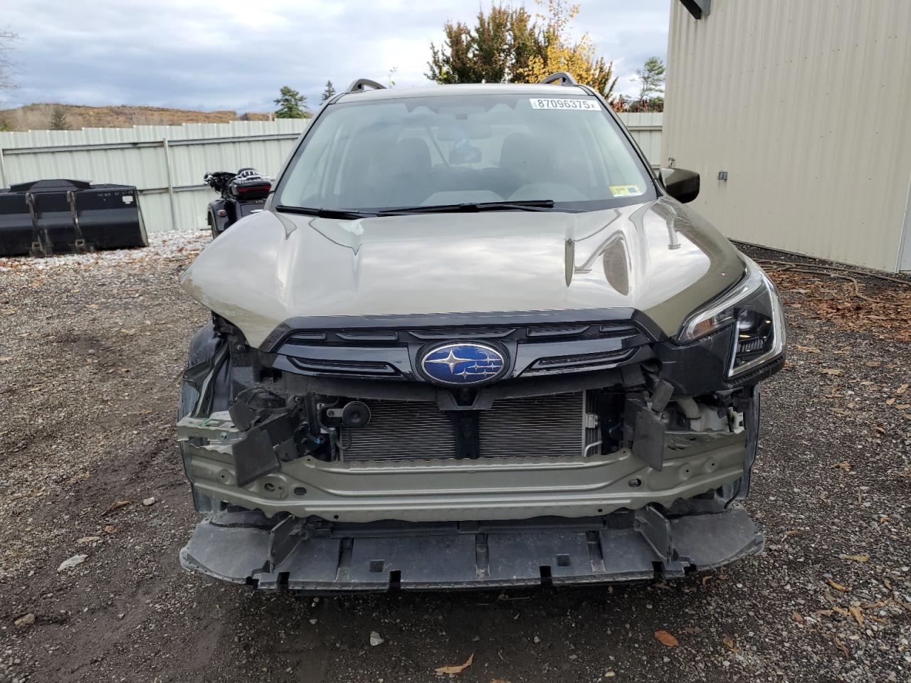 2024 SUBARU FORESTER