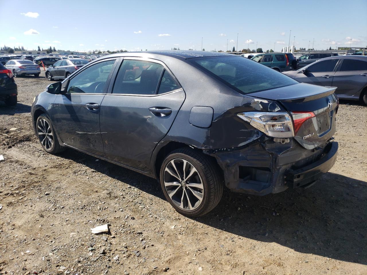 2015 TOYOTA COROLLA