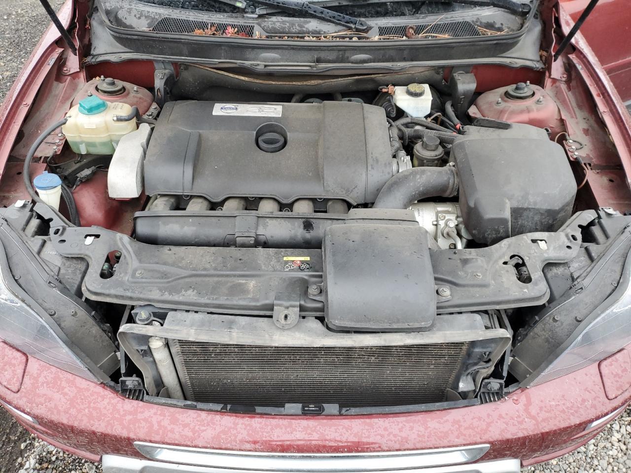 2011 VOLVO XC90