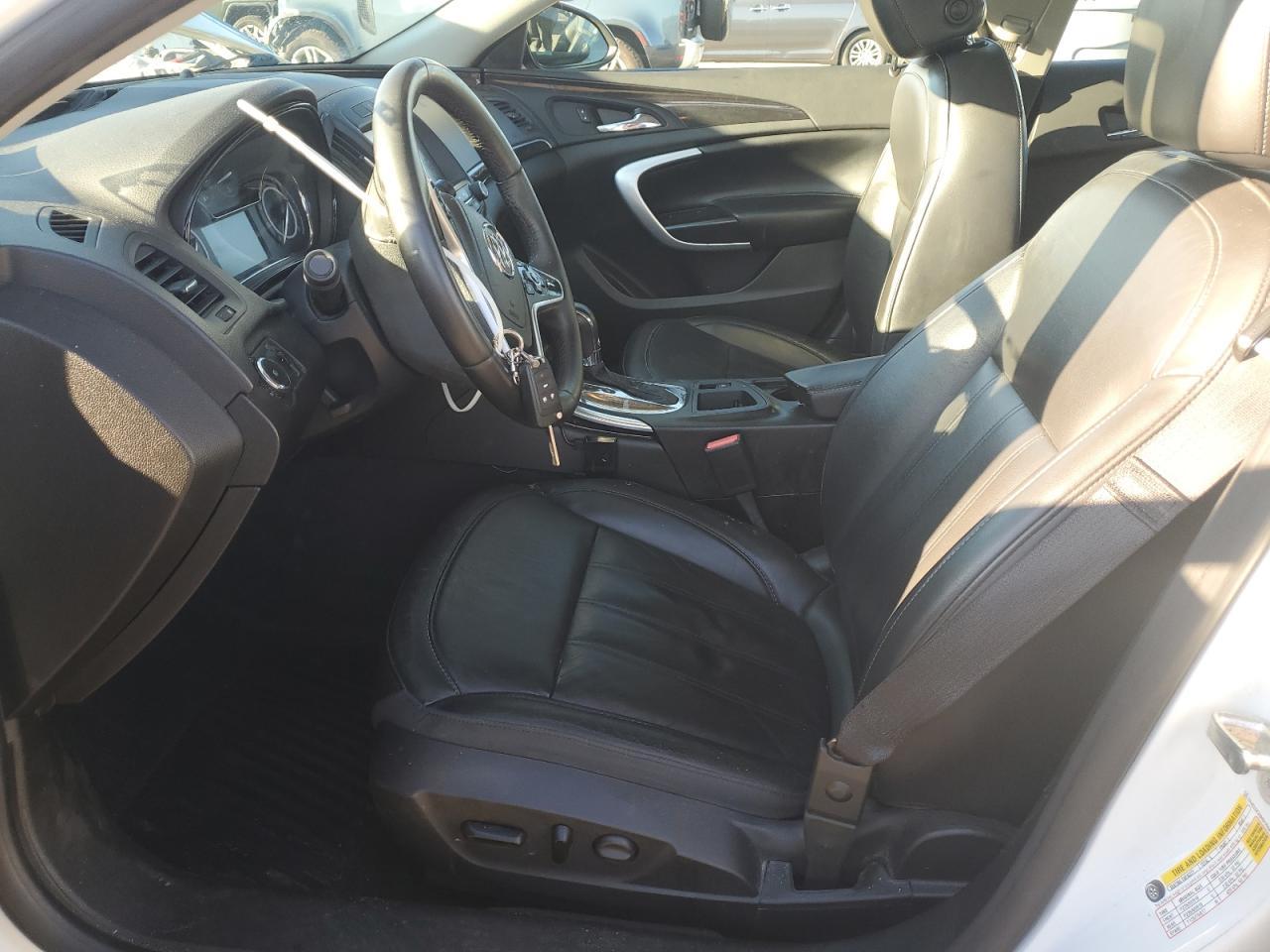 2017 BUICK Regal