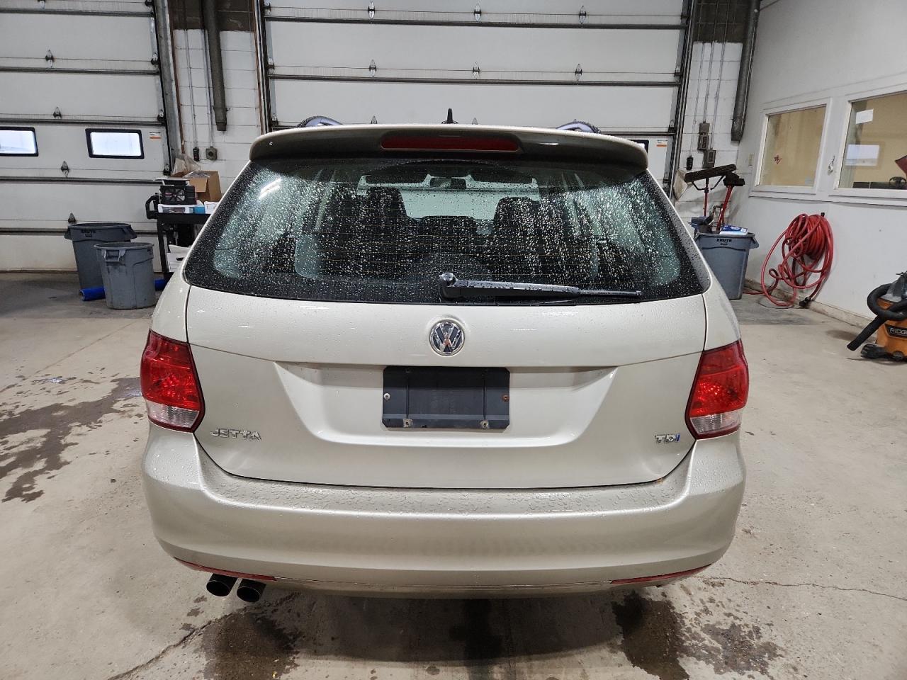 2013 VOLKSWAGEN JETTA