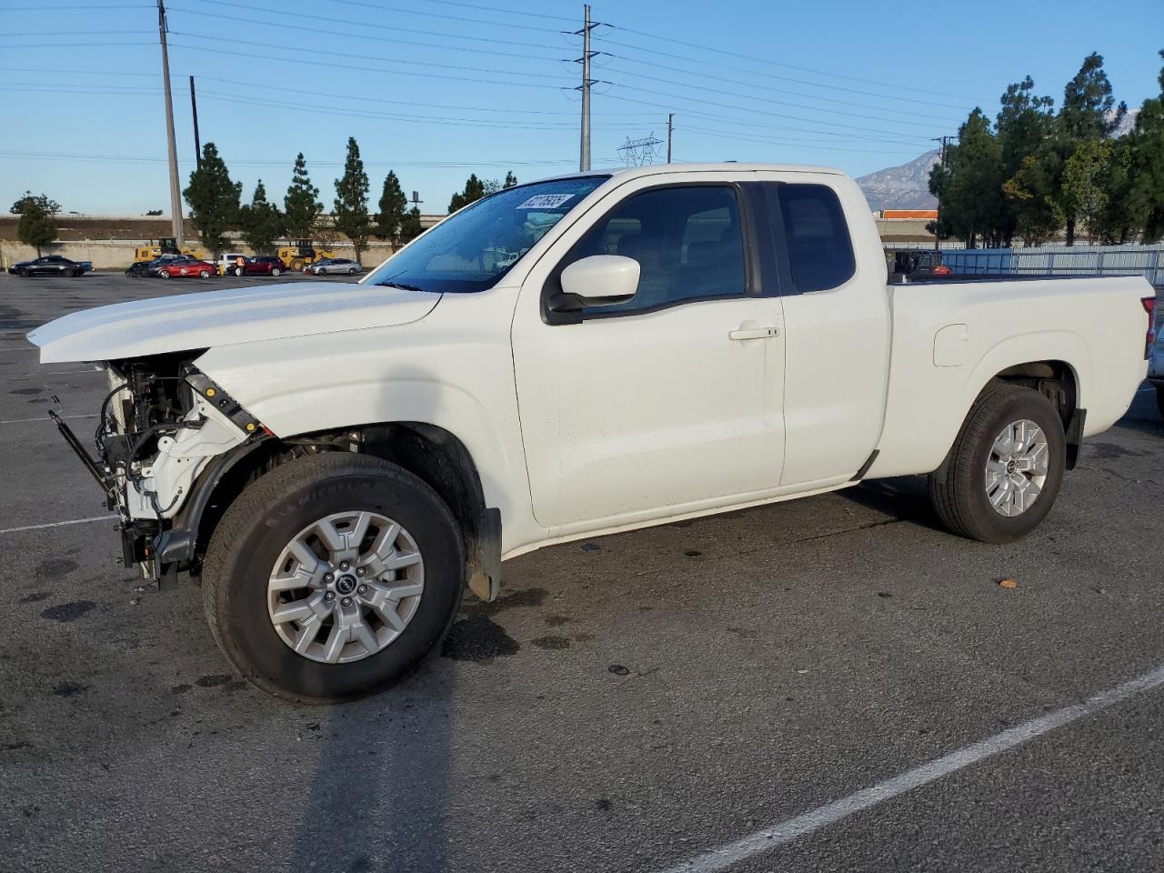 2024 NISSAN Frontier