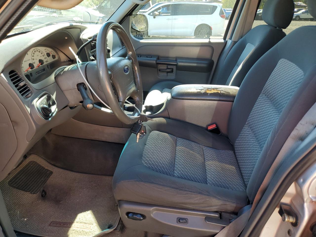 2004 FORD Explorer Sport Trac
