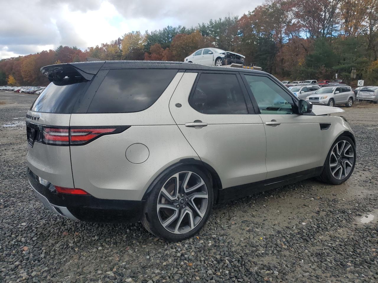2017 LAND ROVER Discovery