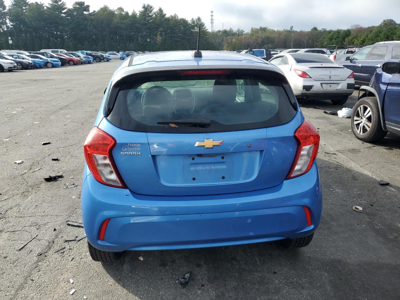2017 CHEVROLET Spark