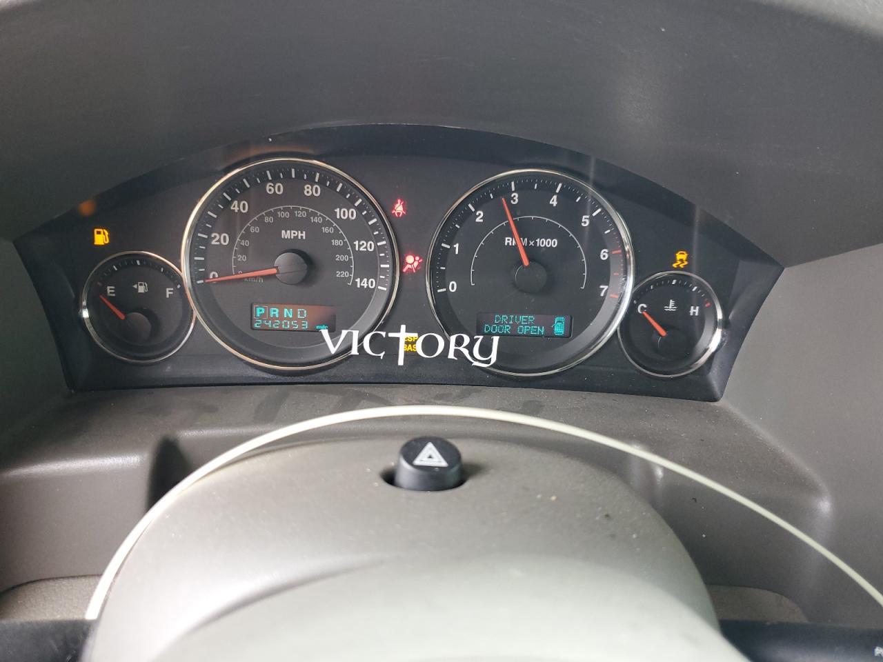 2006 JEEP Commander