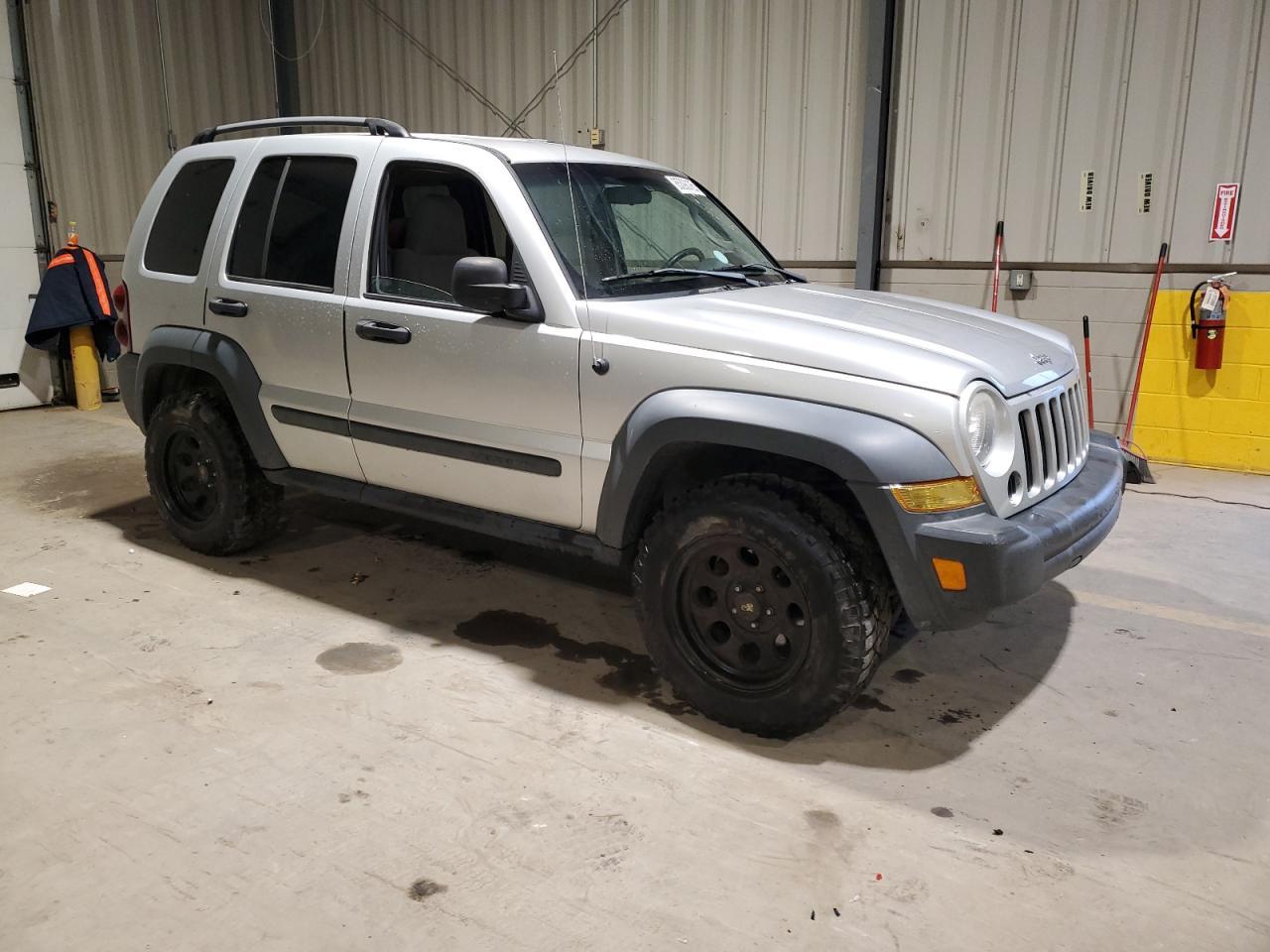 2006 JEEP Liberty