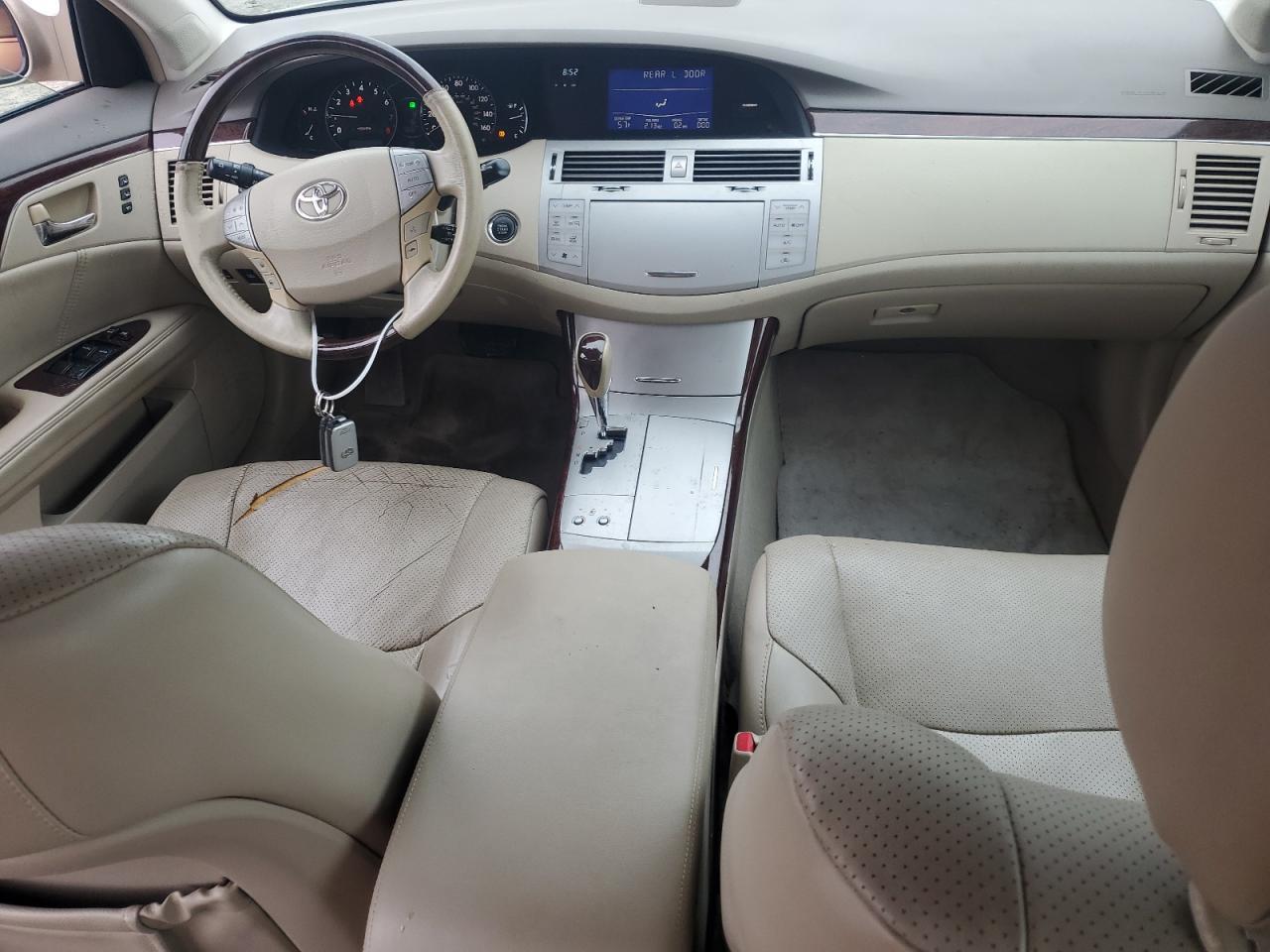 2008 TOYOTA Avalon