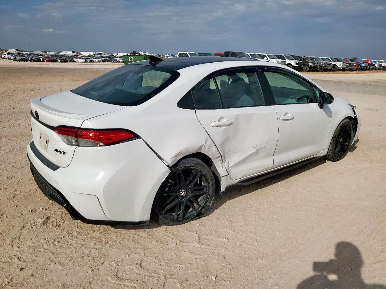 2022 TOYOTA COROLLA