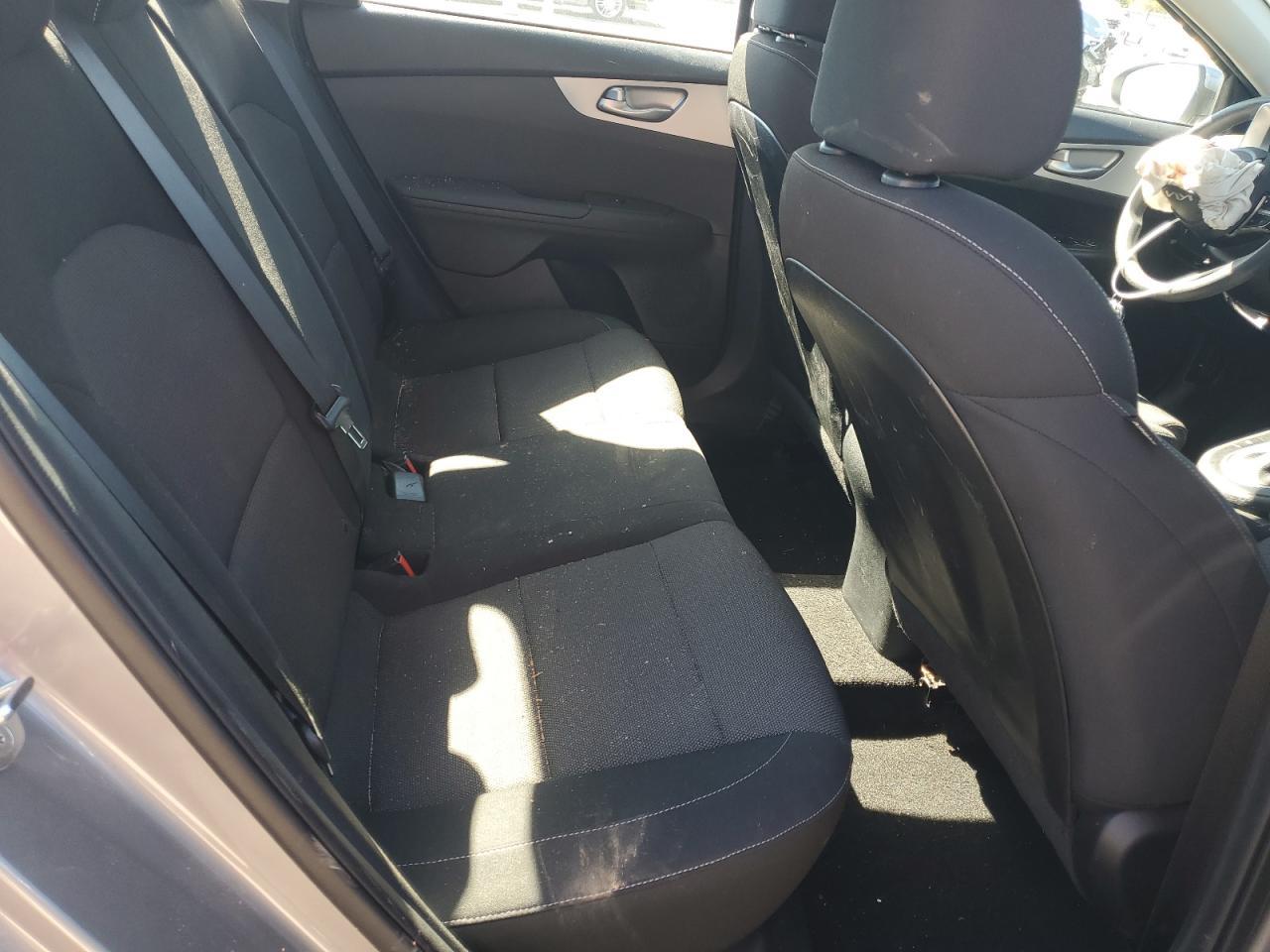 2023 KIA FORTE
