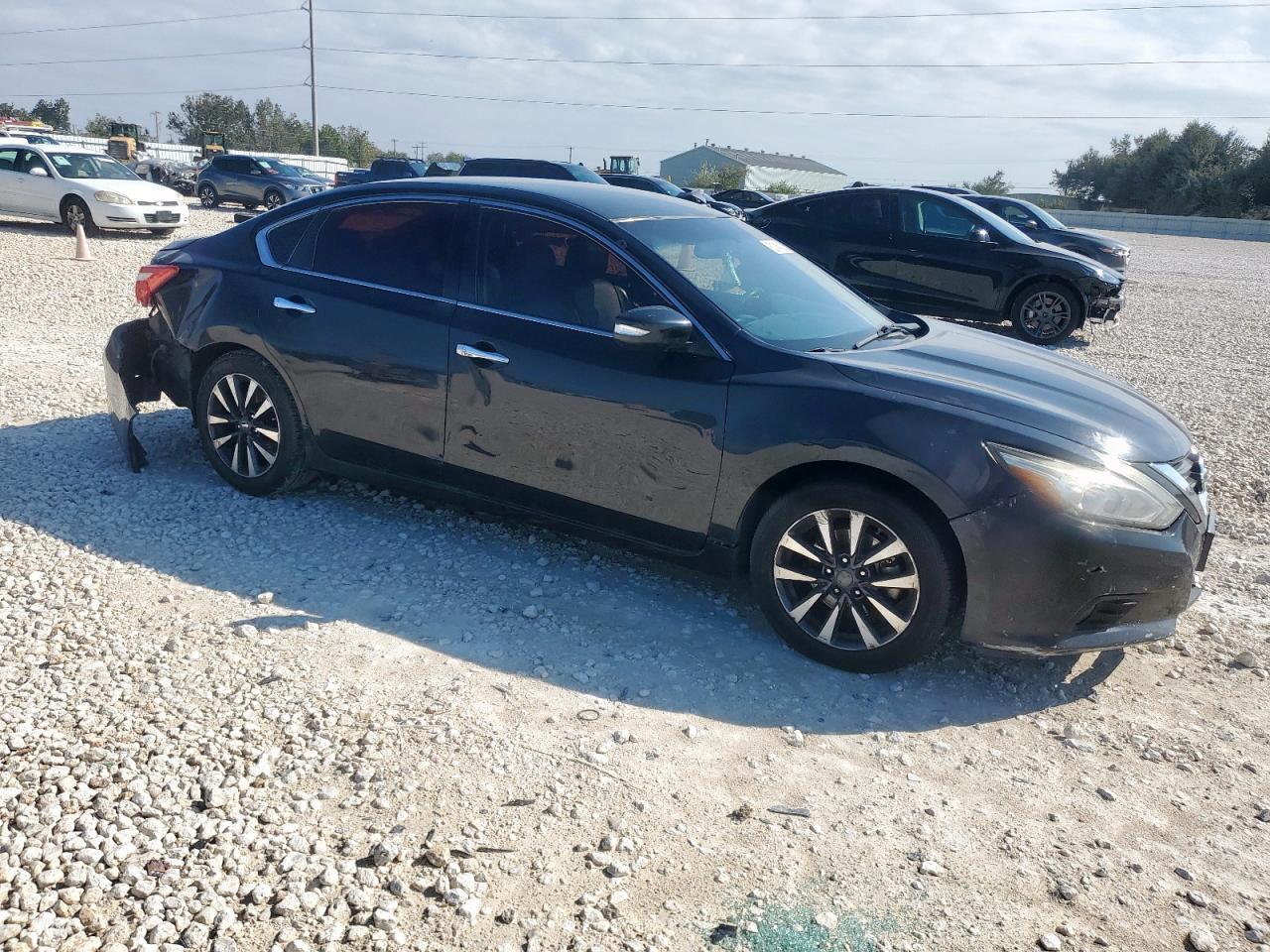 2017 NISSAN ALTIMA
