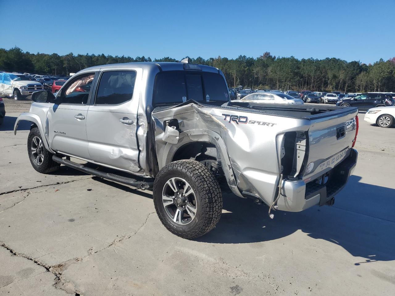 2016 TOYOTA TACOMA