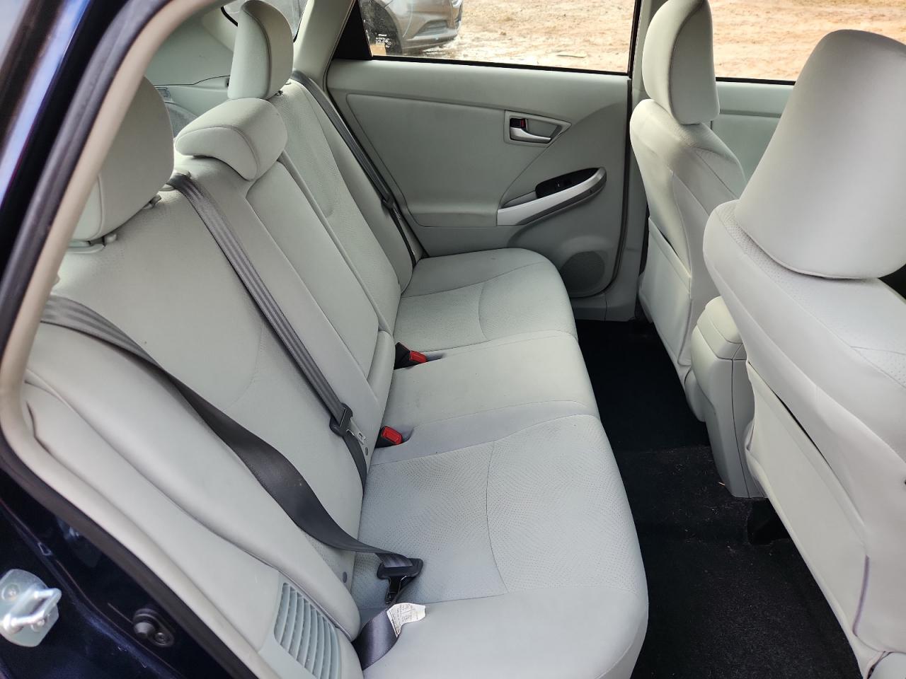 2013 TOYOTA PRIUS