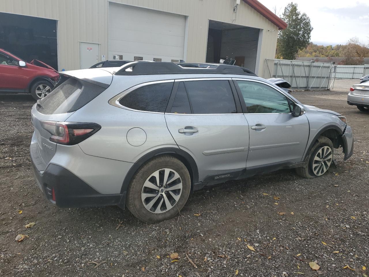 2021 SUBARU Outback