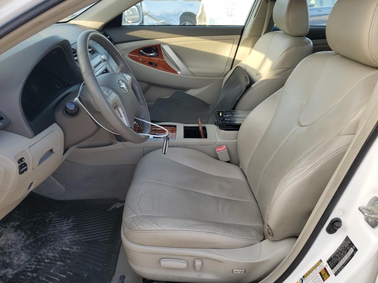 2010 TOYOTA CAMRY