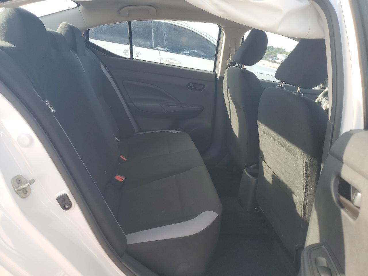 2025 NISSAN VERSA