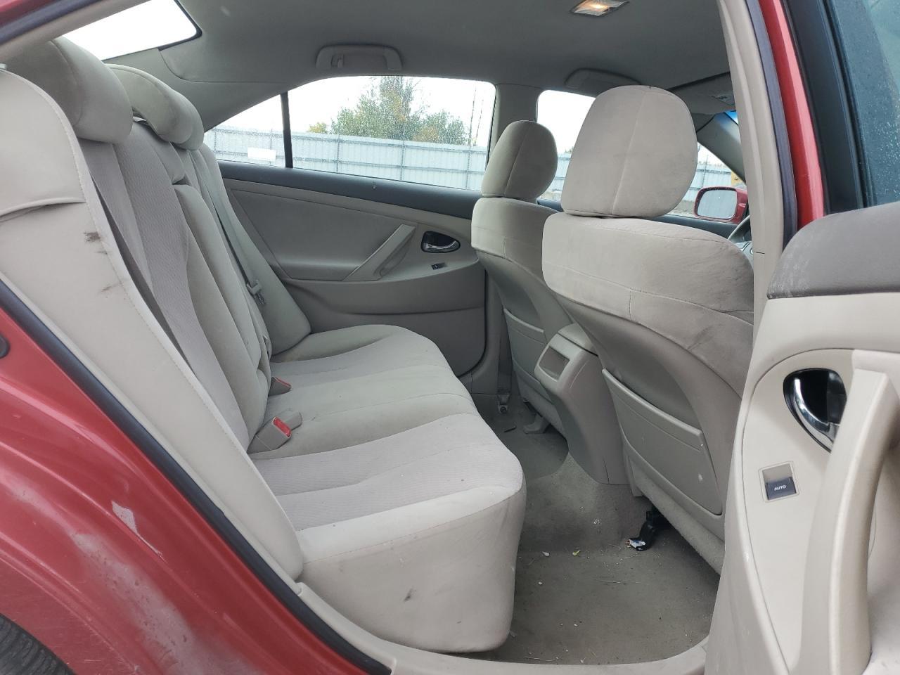 2010 TOYOTA CAMRY
