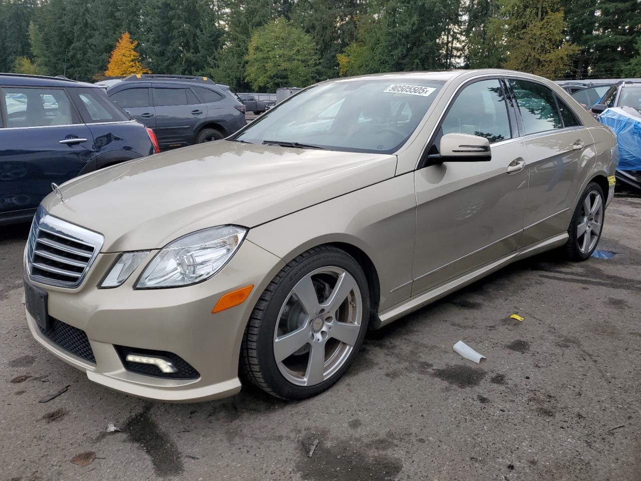 2011 MERCEDES-BENZ E-Class