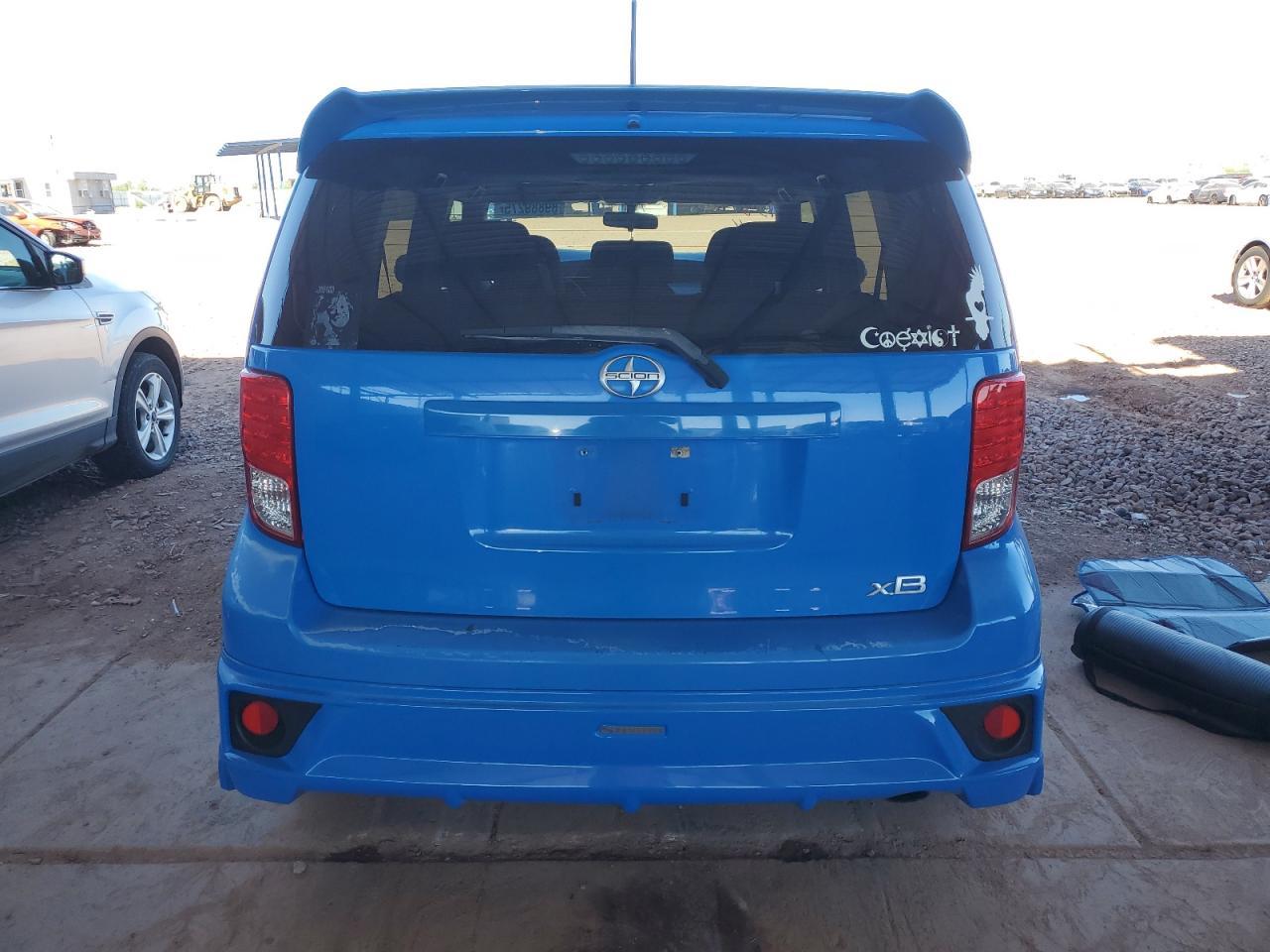 2011 TOYOTA SCION