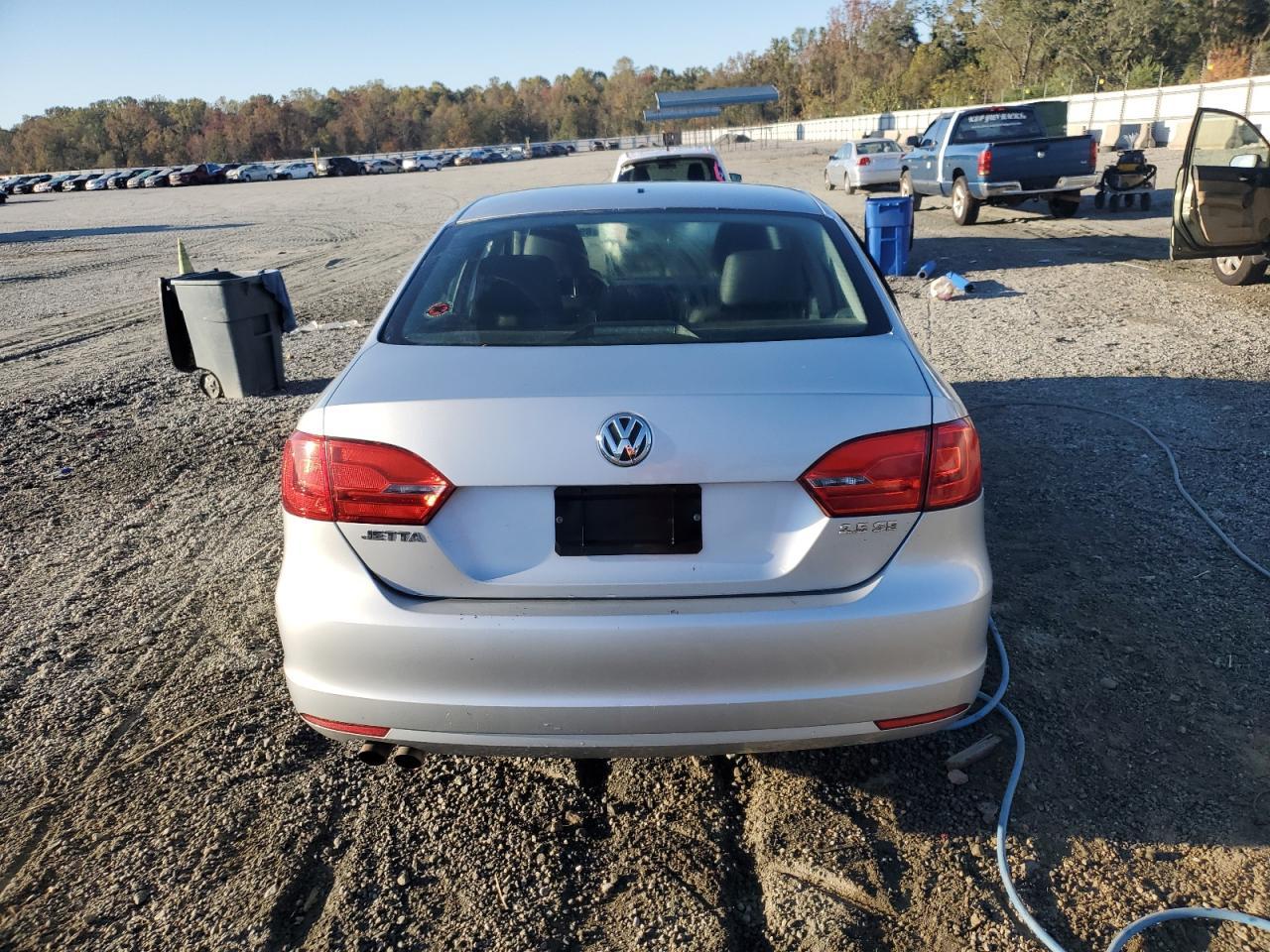 2012 VOLKSWAGEN JETTA