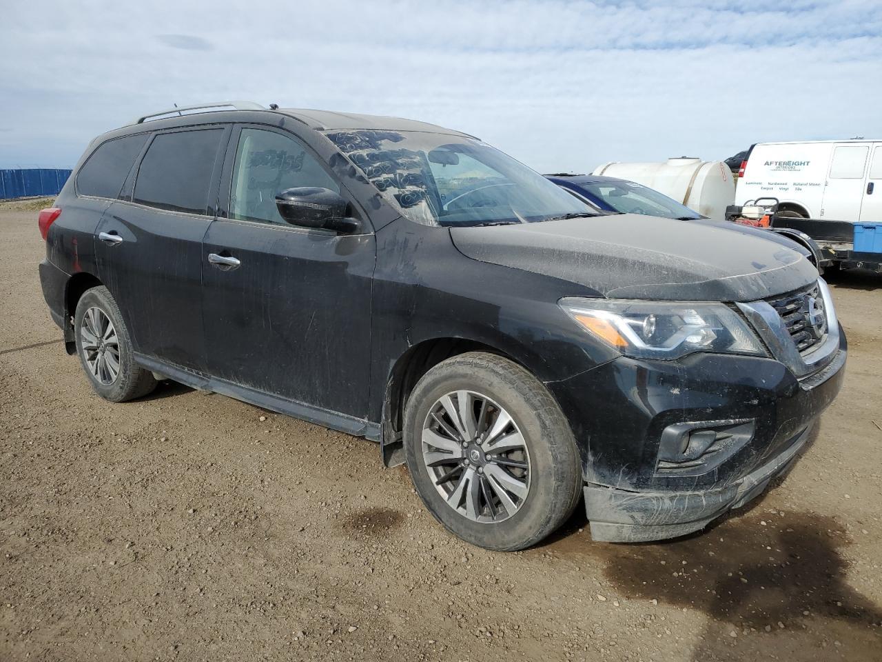 2018 NISSAN PATHFINDER