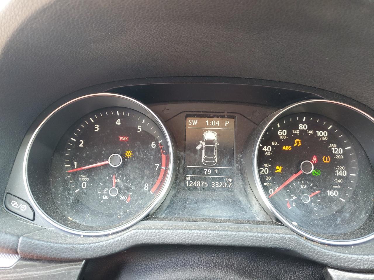2016 VOLKSWAGEN Passat