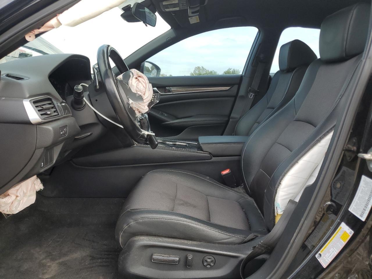 2019 HONDA ACCORD