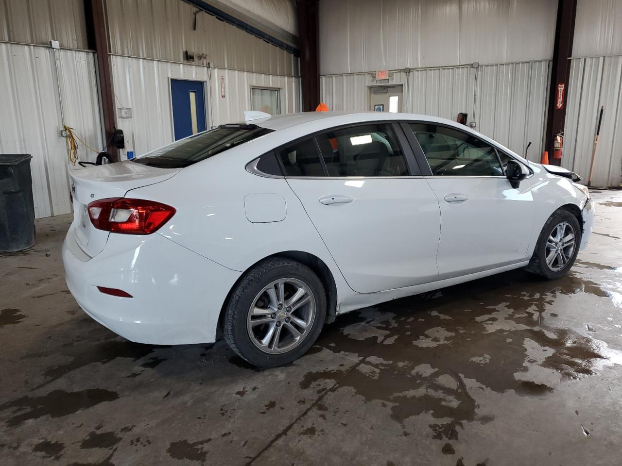 2016 CHEVROLET CRUZE
