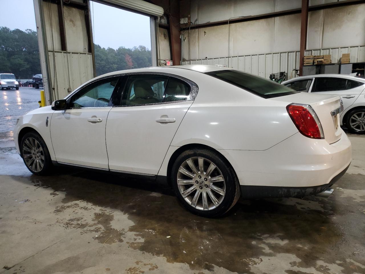 2010 LINCOLN MKS