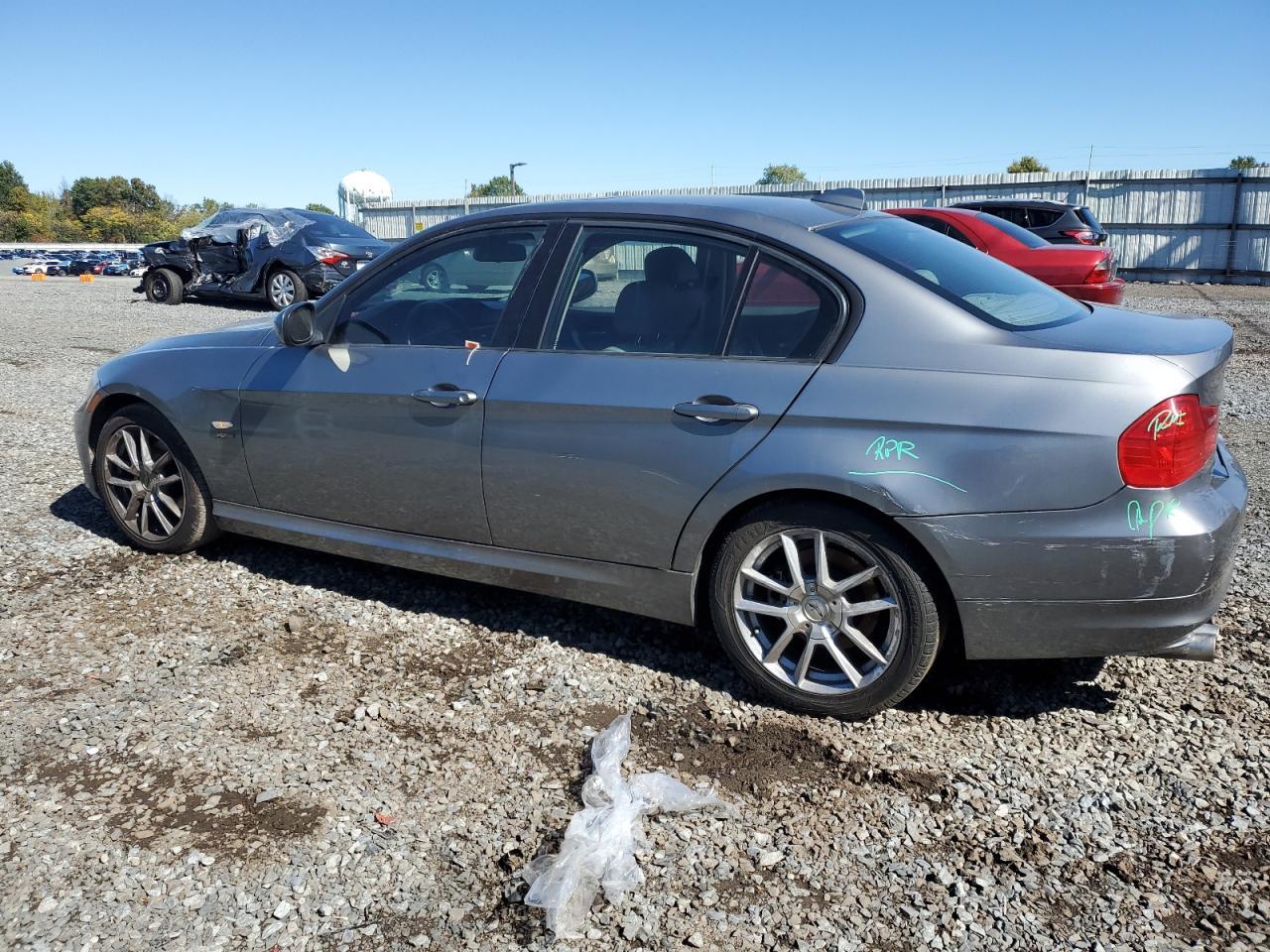 2011 BMW 3 SERIES