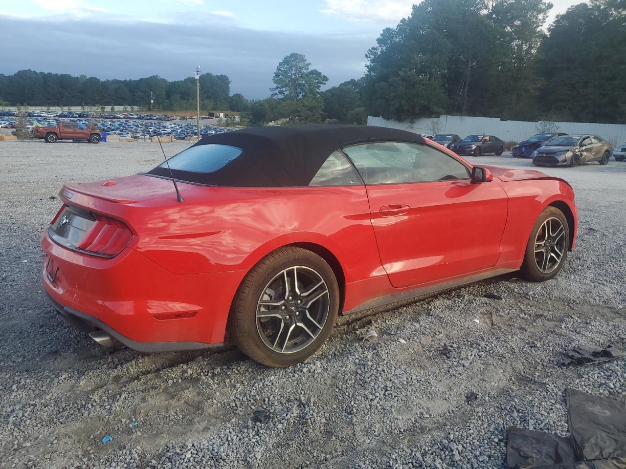 2022 FORD MUSTANG