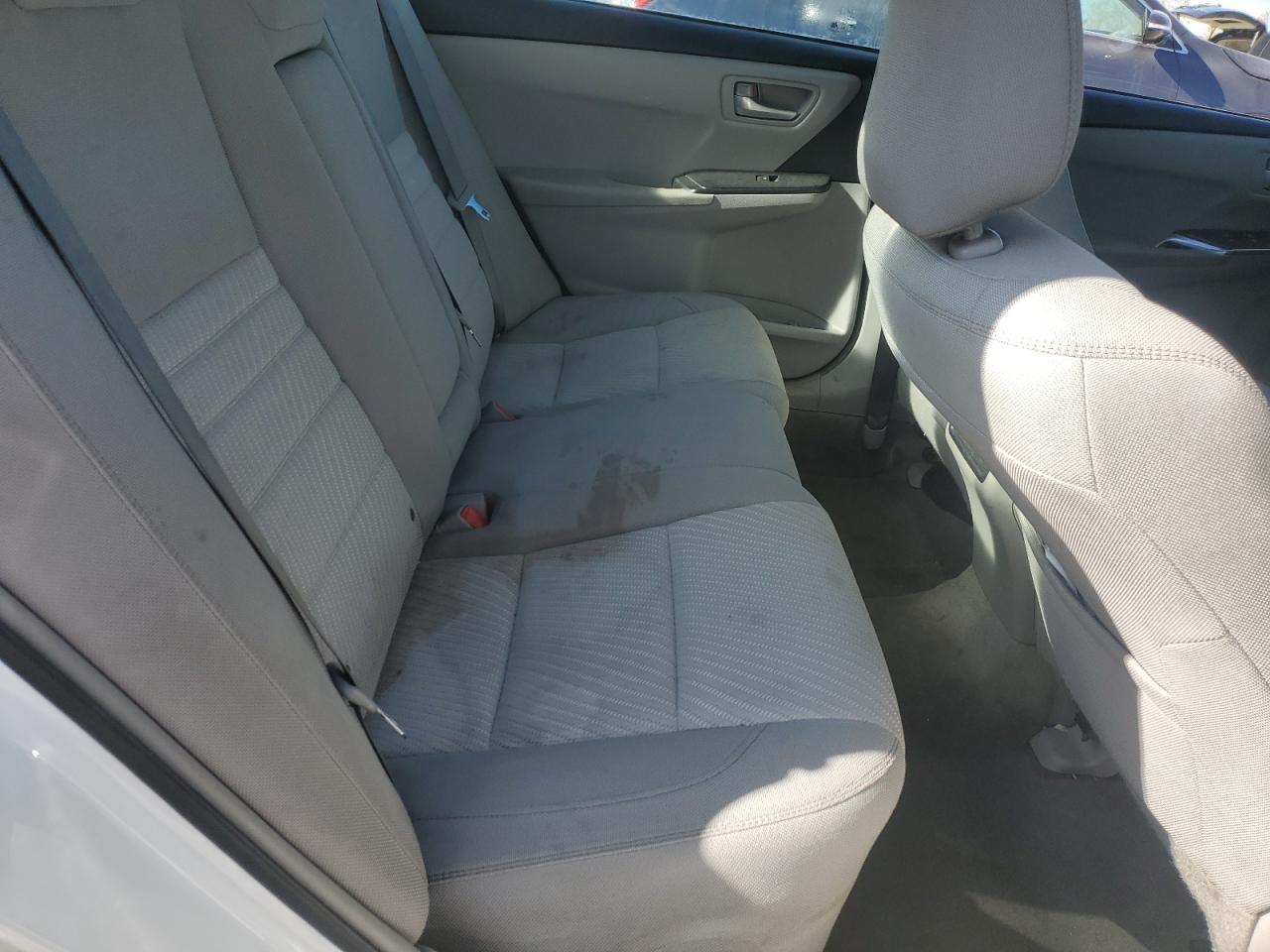 2016 TOYOTA CAMRY