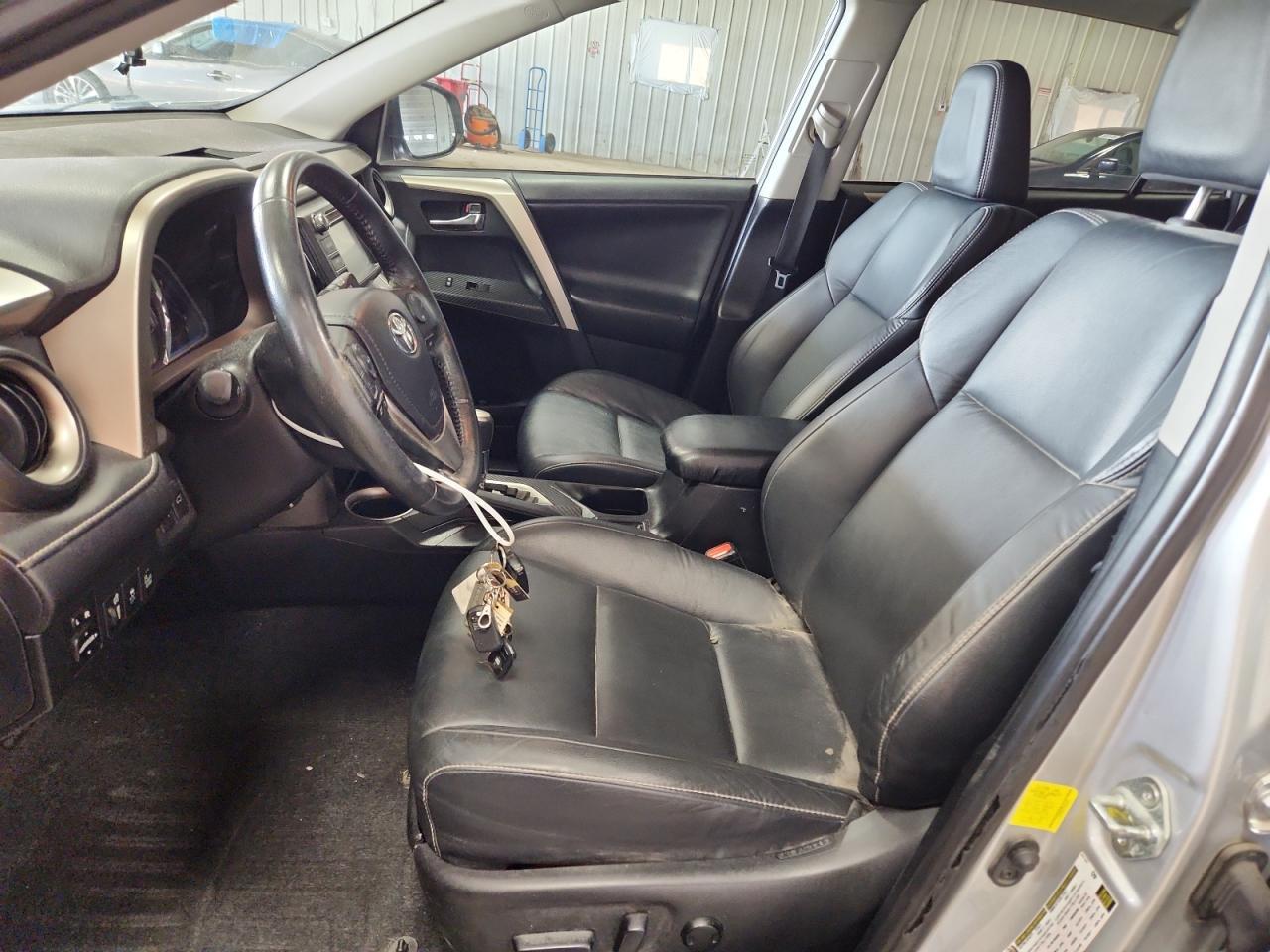 2015 TOYOTA RAV4