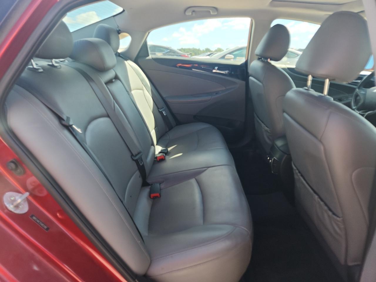 2014 HYUNDAI SONATA