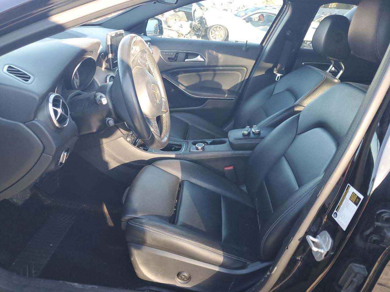2017 MERCEDES-BENZ GLA-Class