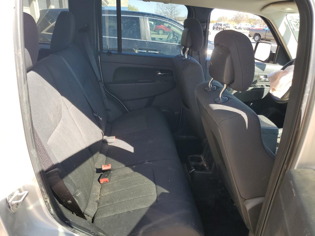 2011 JEEP Liberty