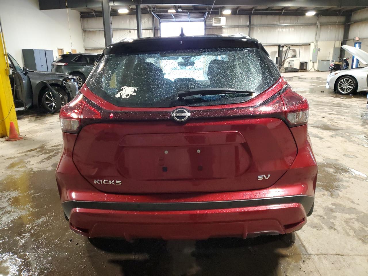 2023 NISSAN KICKS