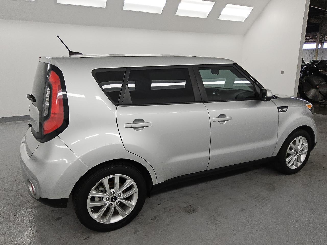 2019 KIA SOUL