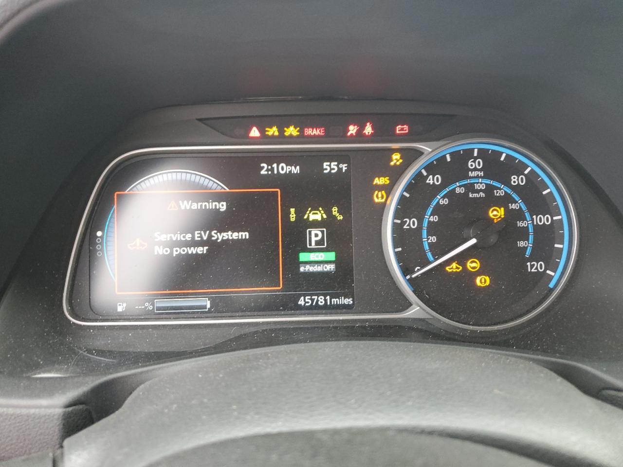 2021 NISSAN LEAF