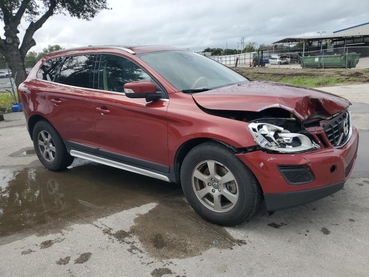 2011 VOLVO XC60