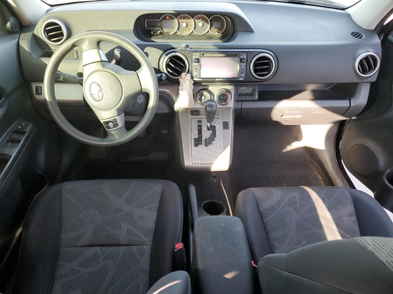 2015 TOYOTA SCION