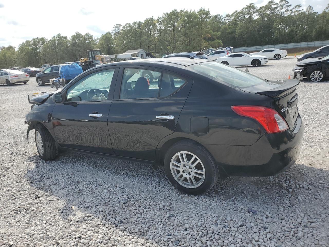 2013 NISSAN VERSA